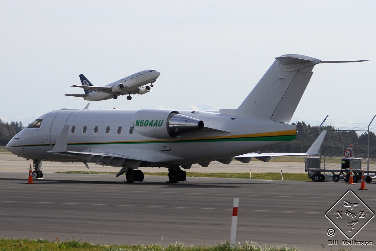 N604AU (5434) 1999 Bombardier Challenger 604