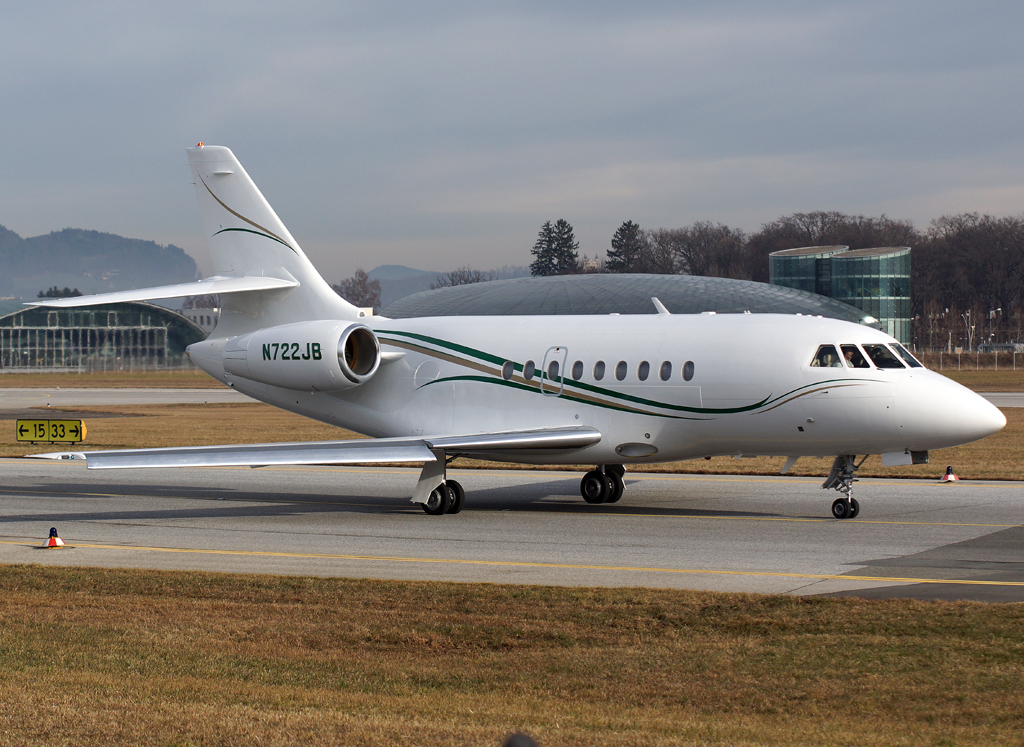 N722JB (13) 1995 Dassault Falcon 2000