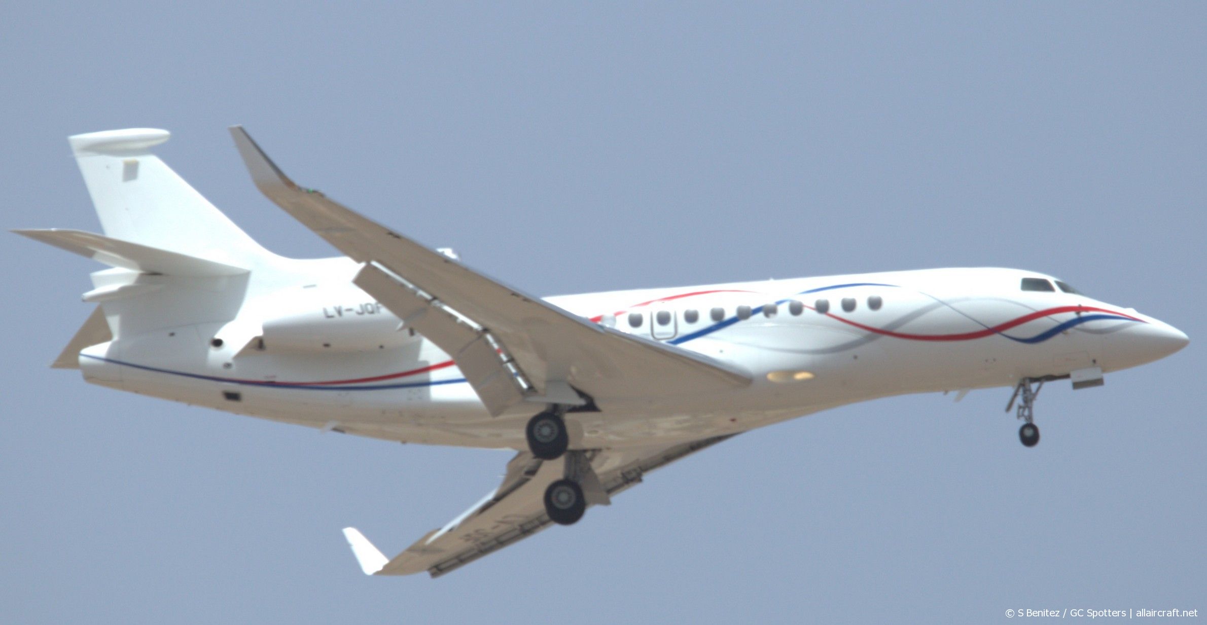 LV-JQF (175) 2012 Dassault Falcon 7X
