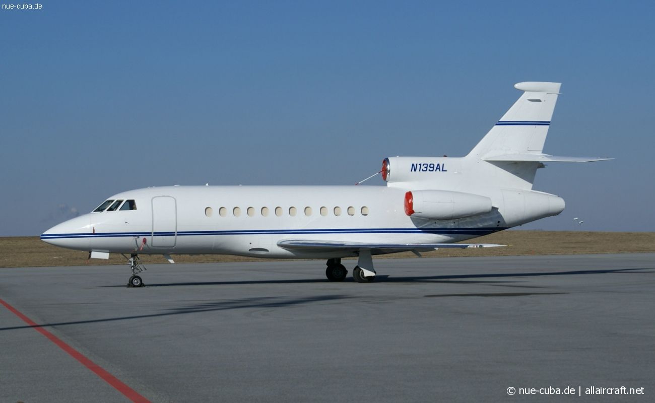 N139AL (35) 1988 Dassault Falcon 900