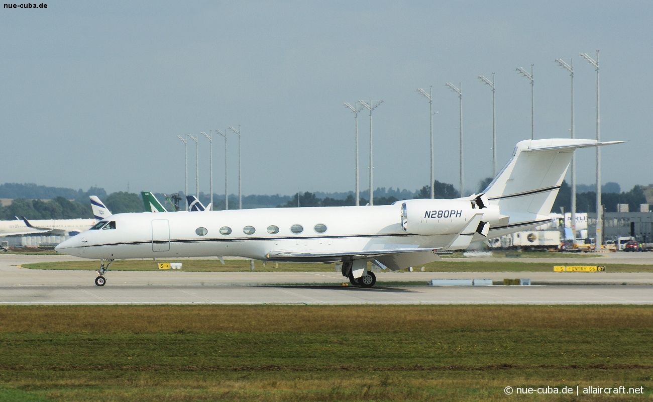 N280PH (581) 1999 Gulfstream Aerospace G-V