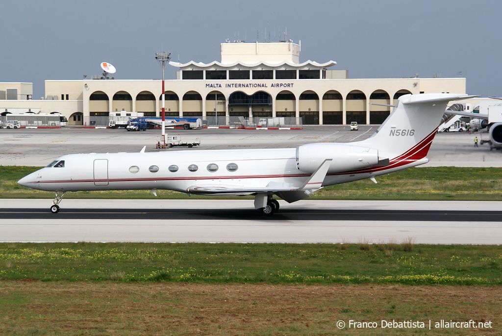 N5616 (616) 2001 Gulfstream Aerospace G-V