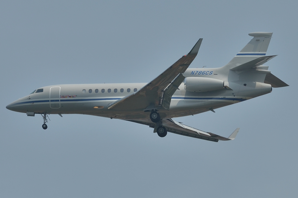 N786CS (31) 2008 Dassault Falcon 7X