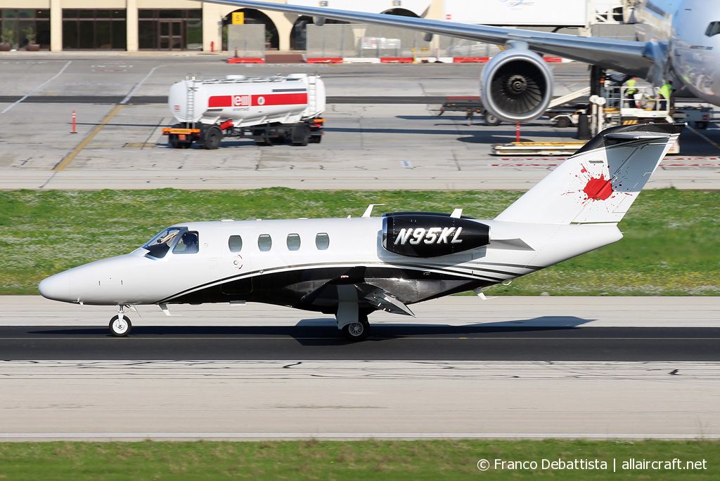 N95KL (525-0889) Cessna 525 Citation M2