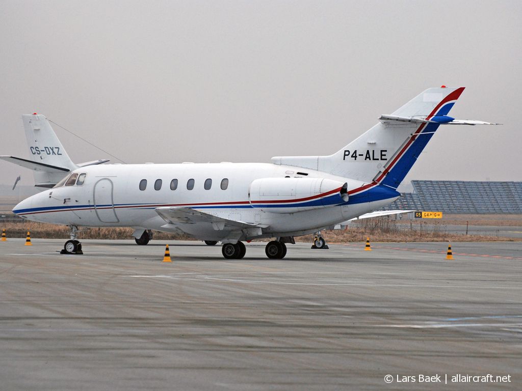 P4-ALE (258359) 1998 Raytheon Hawker 800XP