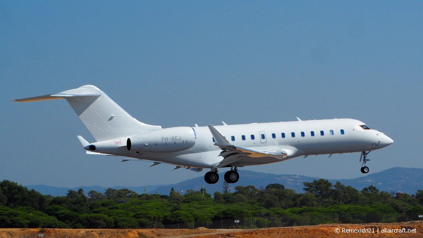 PH-BEJ (9874) 2019 Bombardier BD-700-1A11 Global 5000