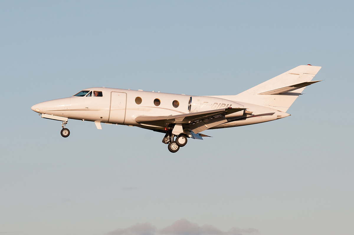 F-GIPH (194) 1982 Dassault Falcon 100
