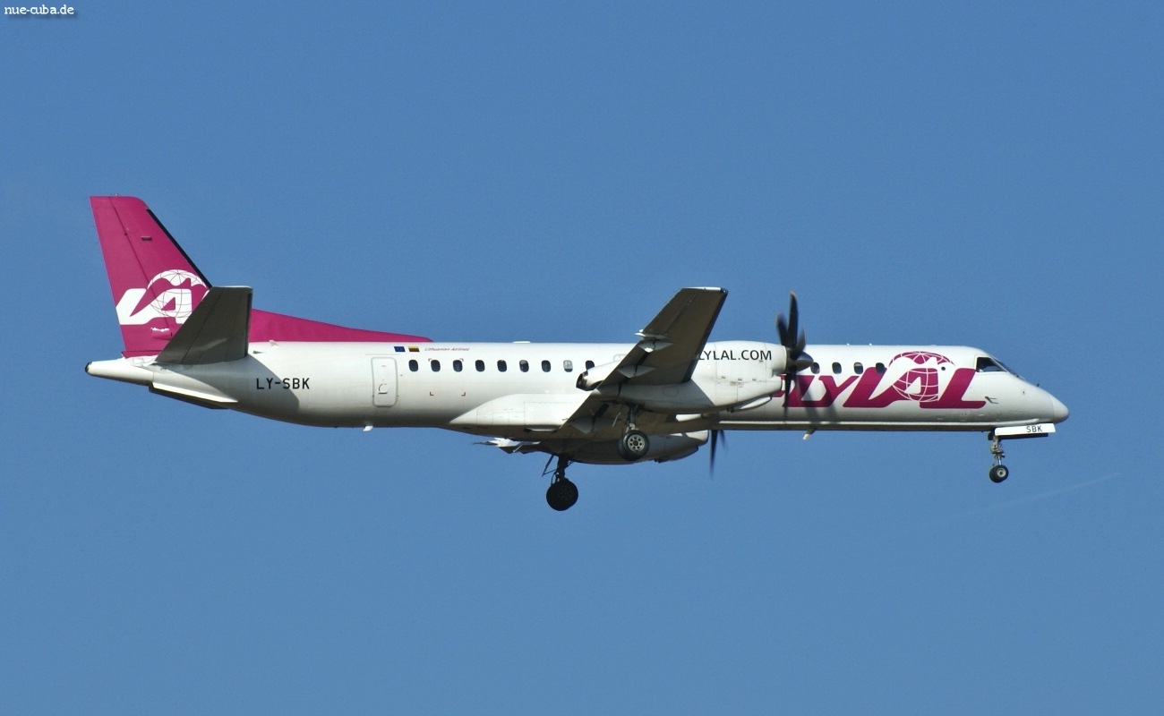 LY-SBK (2000-035) Saab 2000