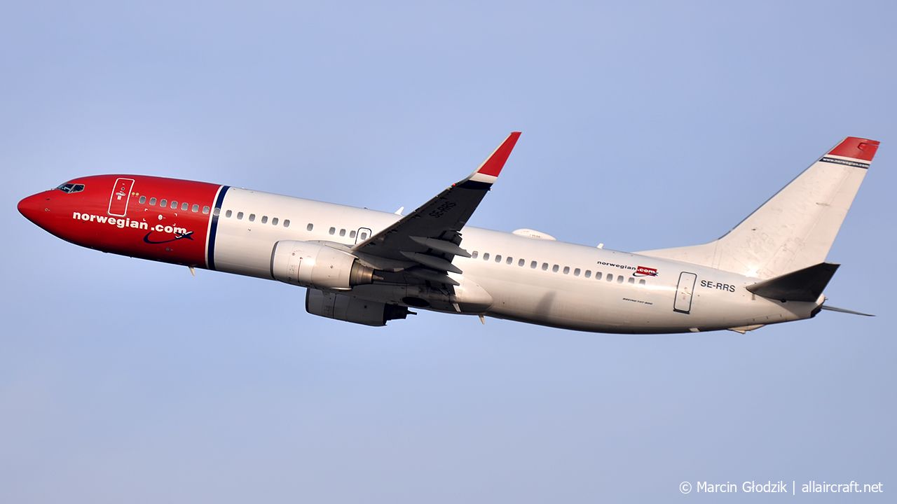 SE-RRS (40869) 2011 Boeing 737-8JP(WL)