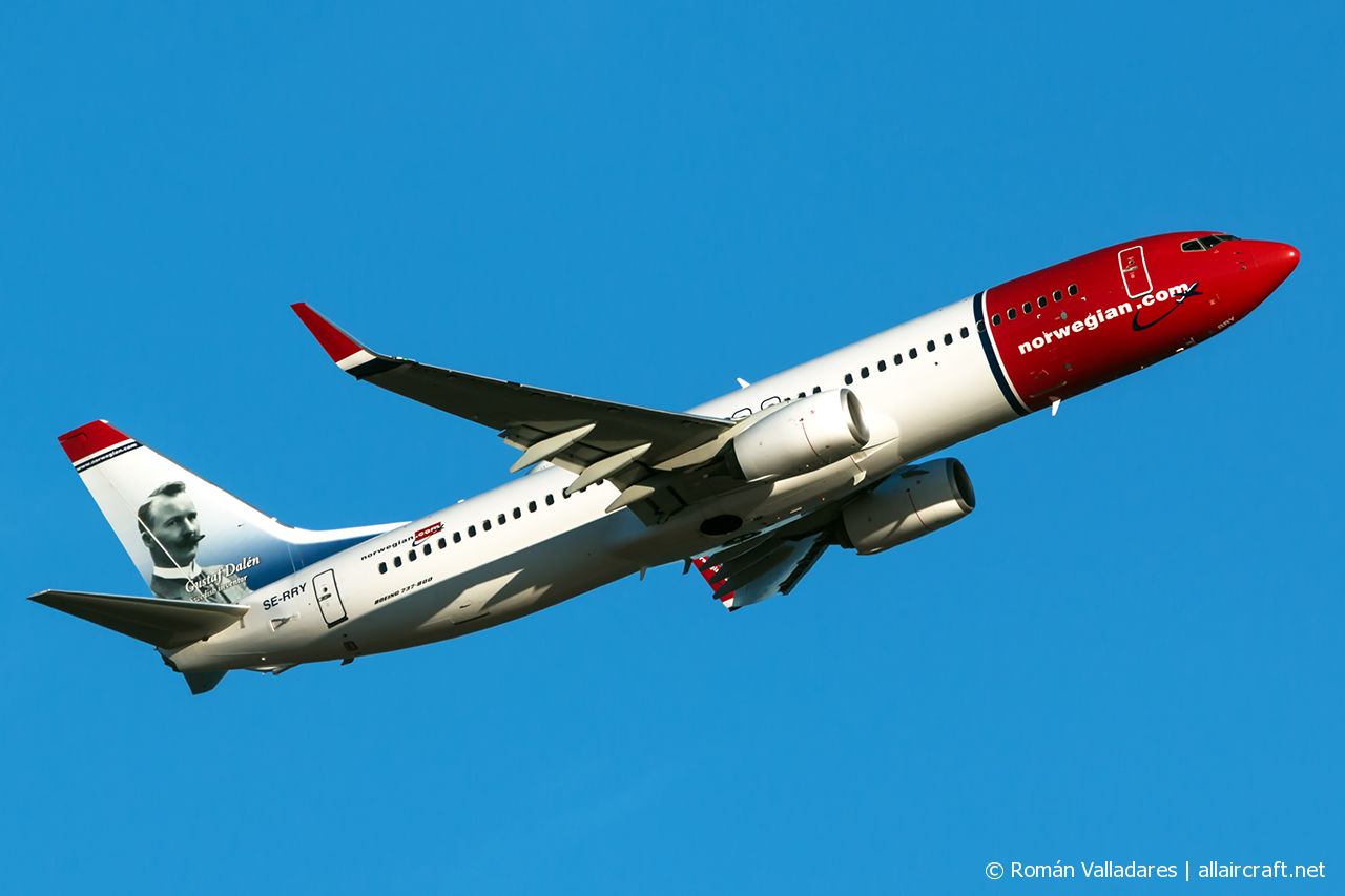 SE-RRY (42274) 2017 Boeing 737-8JP WL