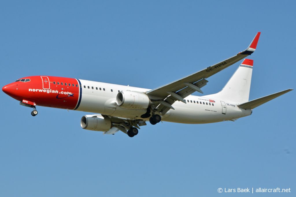 SE-RPM (42273) 2016 Boeing 737-8JP WL