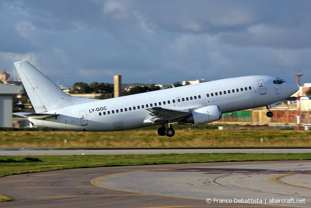 LY-GGC (024492) Boeing 737-3Q8