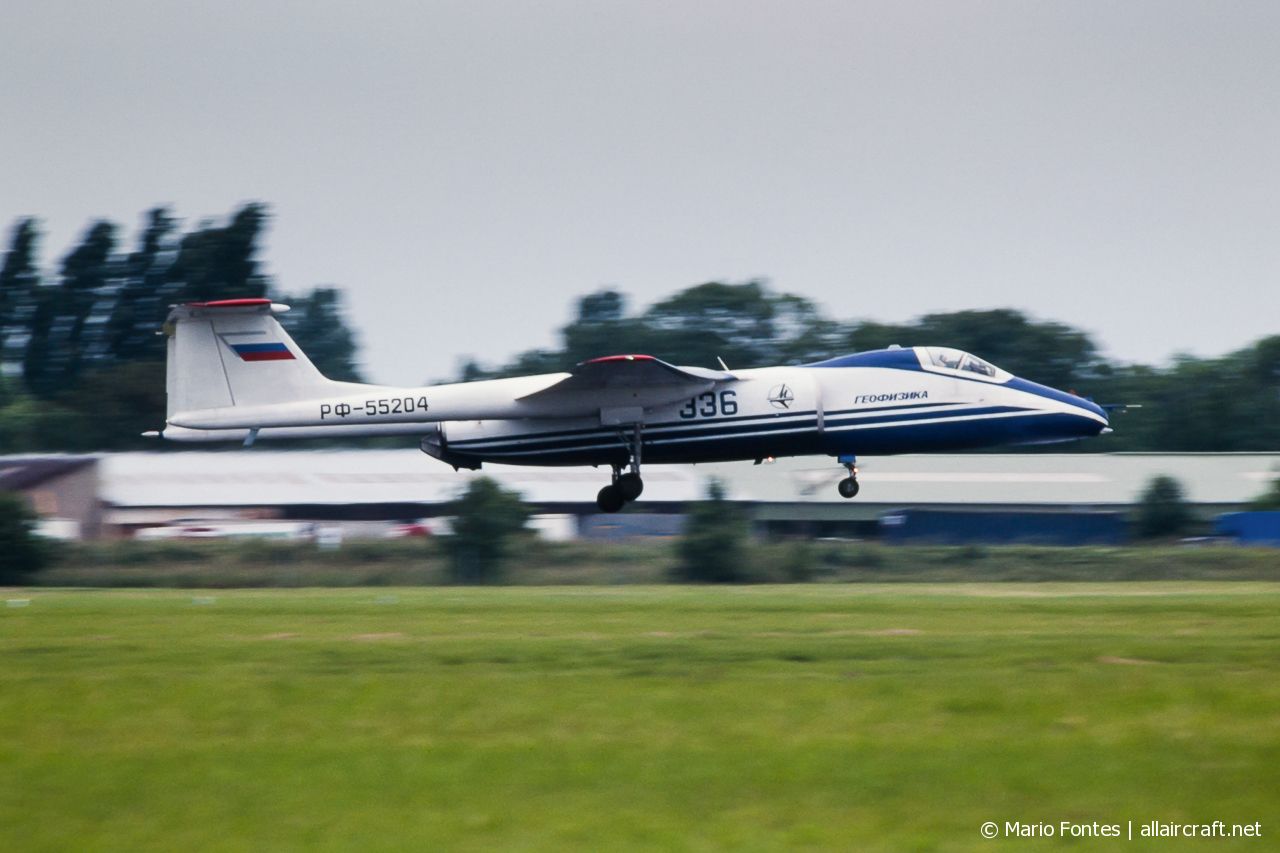 RA-55204 (80909) Myasishchev M-55