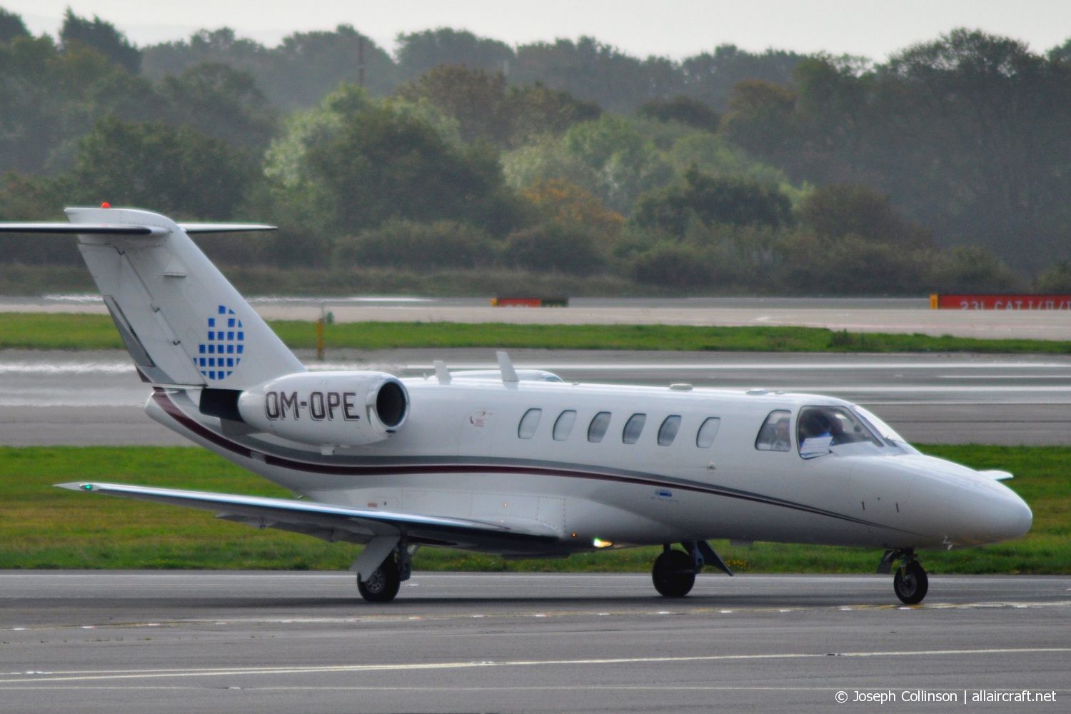 OM-OPE (525A-0239) 2005 Cessna 525A Citation CJ2