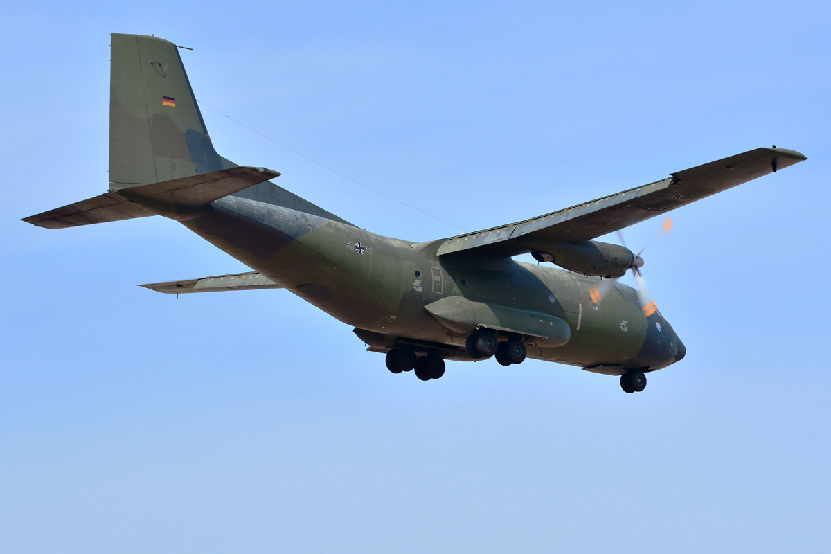 50+17 (D25) 1969 Transall C-160D