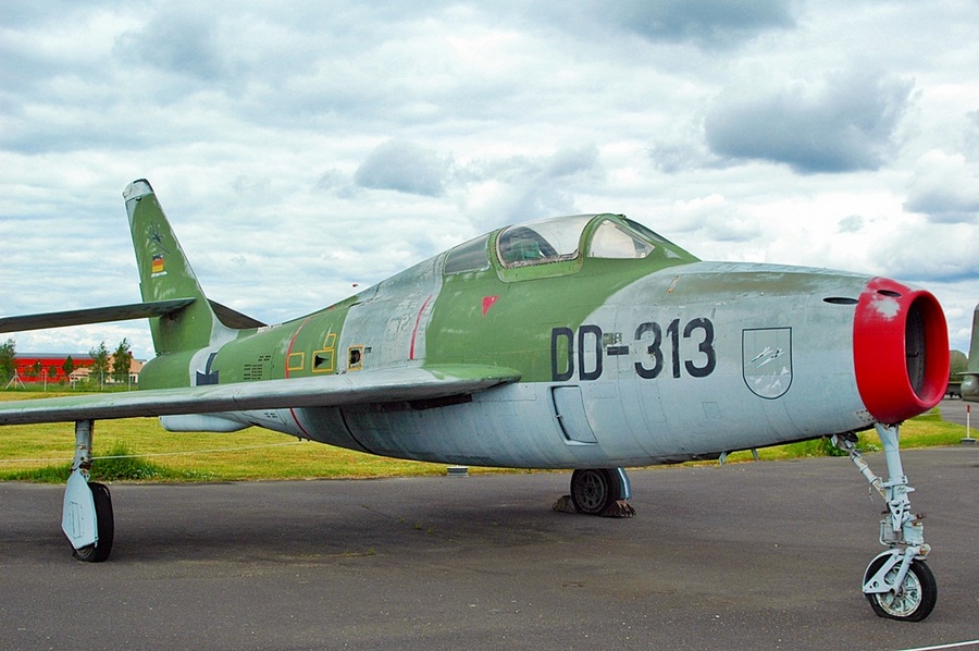 DD+313 (52-6774) 1952 Republic F-84F Thunderstreak
