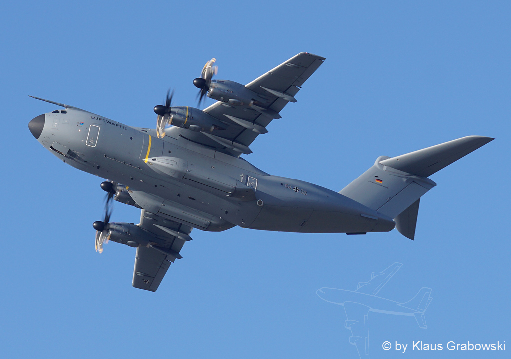 54+03 (030) 2015 Airbus A400M-180