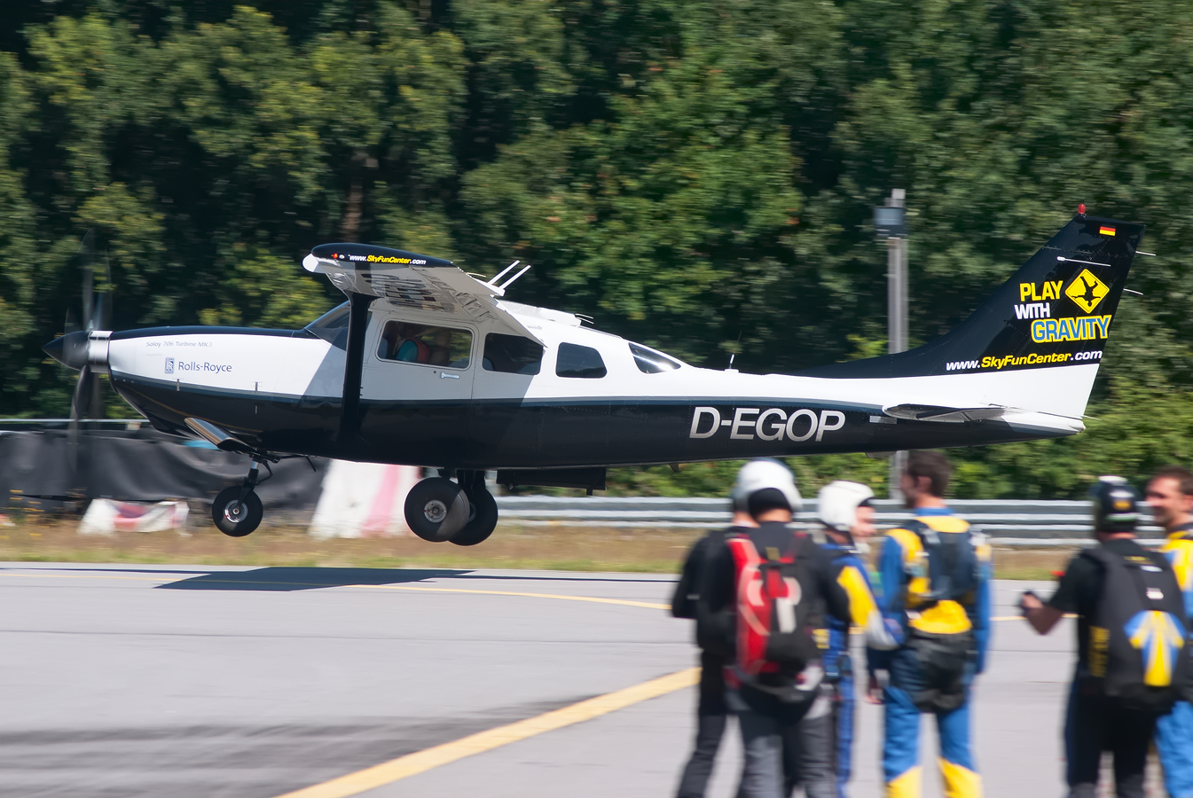 D-EGOP (T20608257) Cessna T206H Soloy Mk II Turbine 206