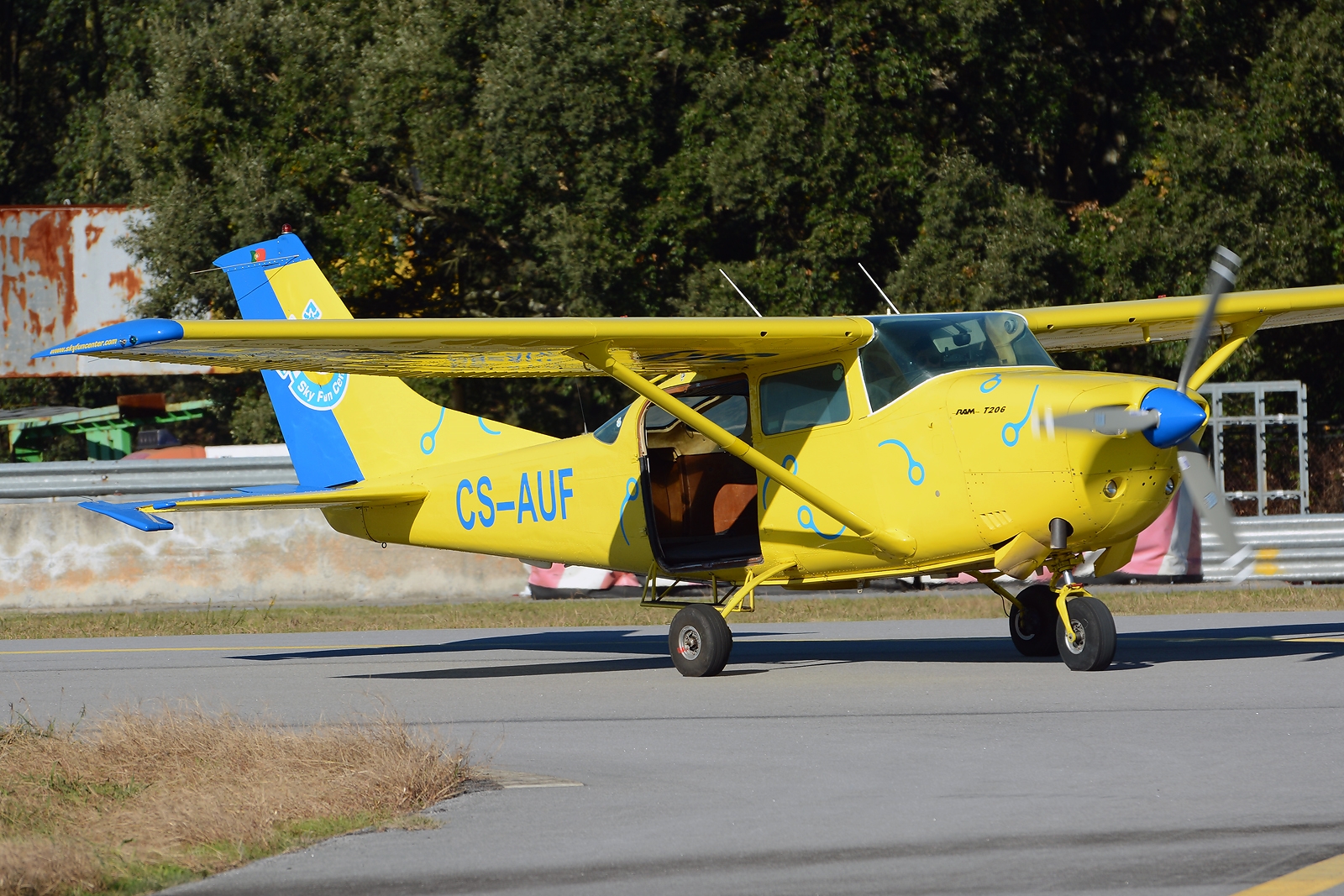 CS-AUF, (cn U20603577), Cessna TU206G Stationair
