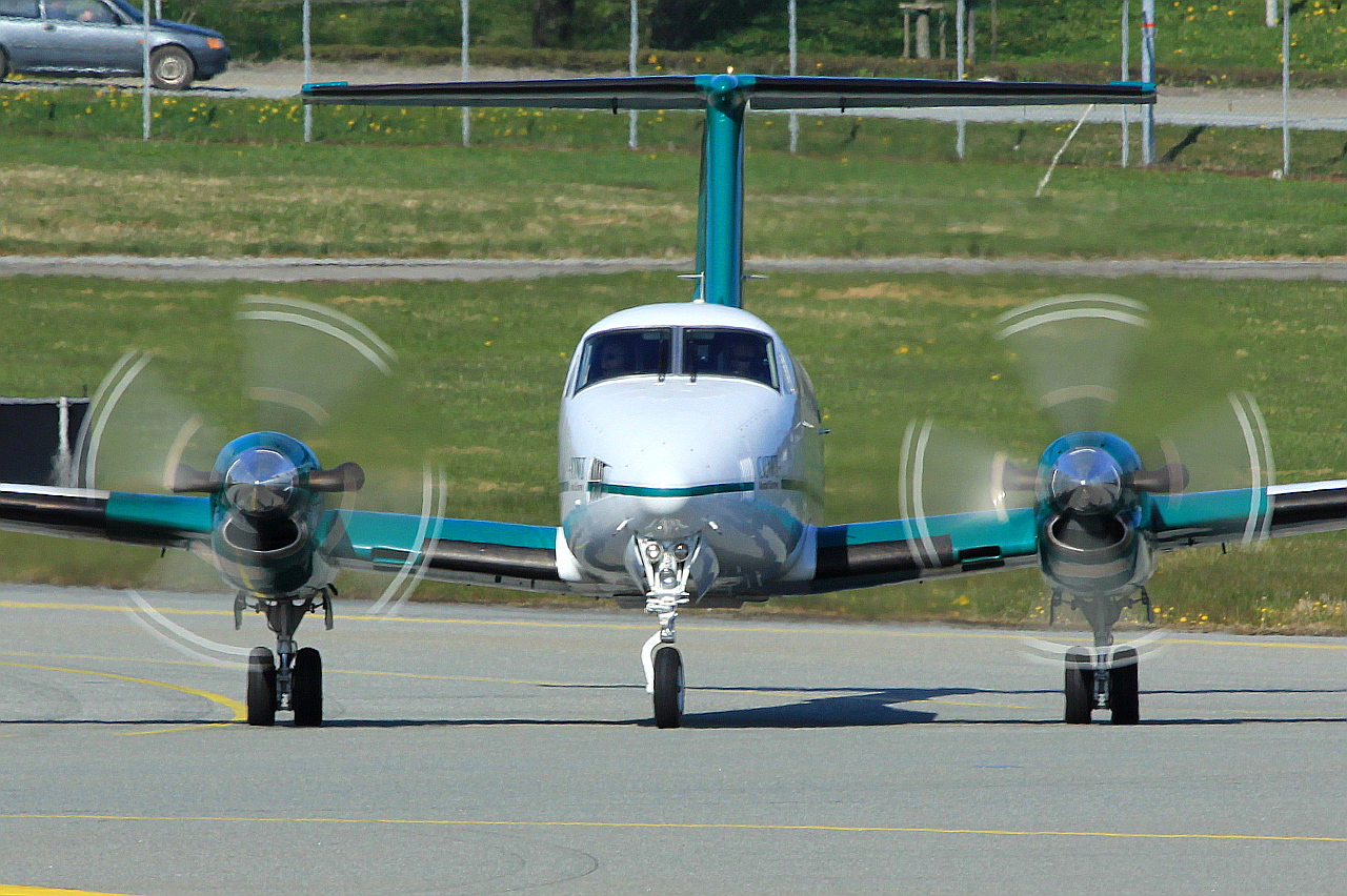 OY-CKP, (cn BB-951), Beech 200 Super King Air