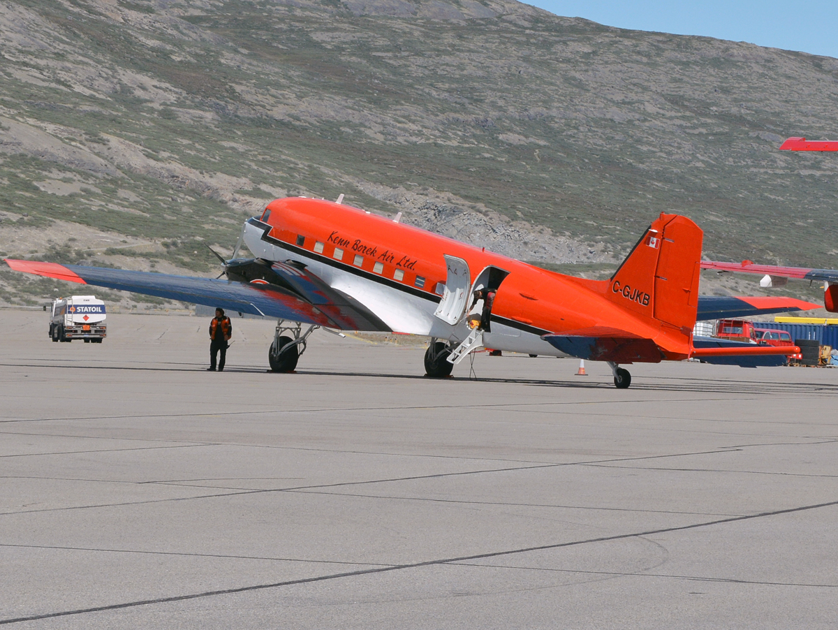 C-GJKB (13383) 1943 Douglas BT-67 Turbo-67