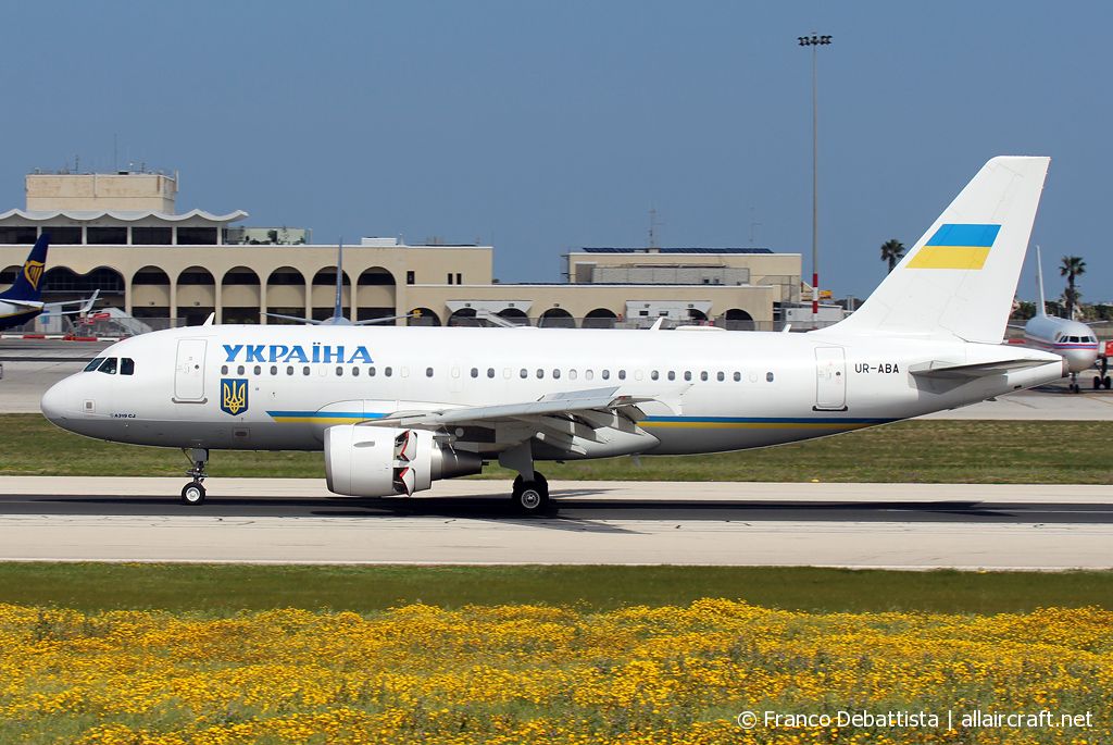 UR-ABA (3260) 2007 Airbus A319-115 CJ