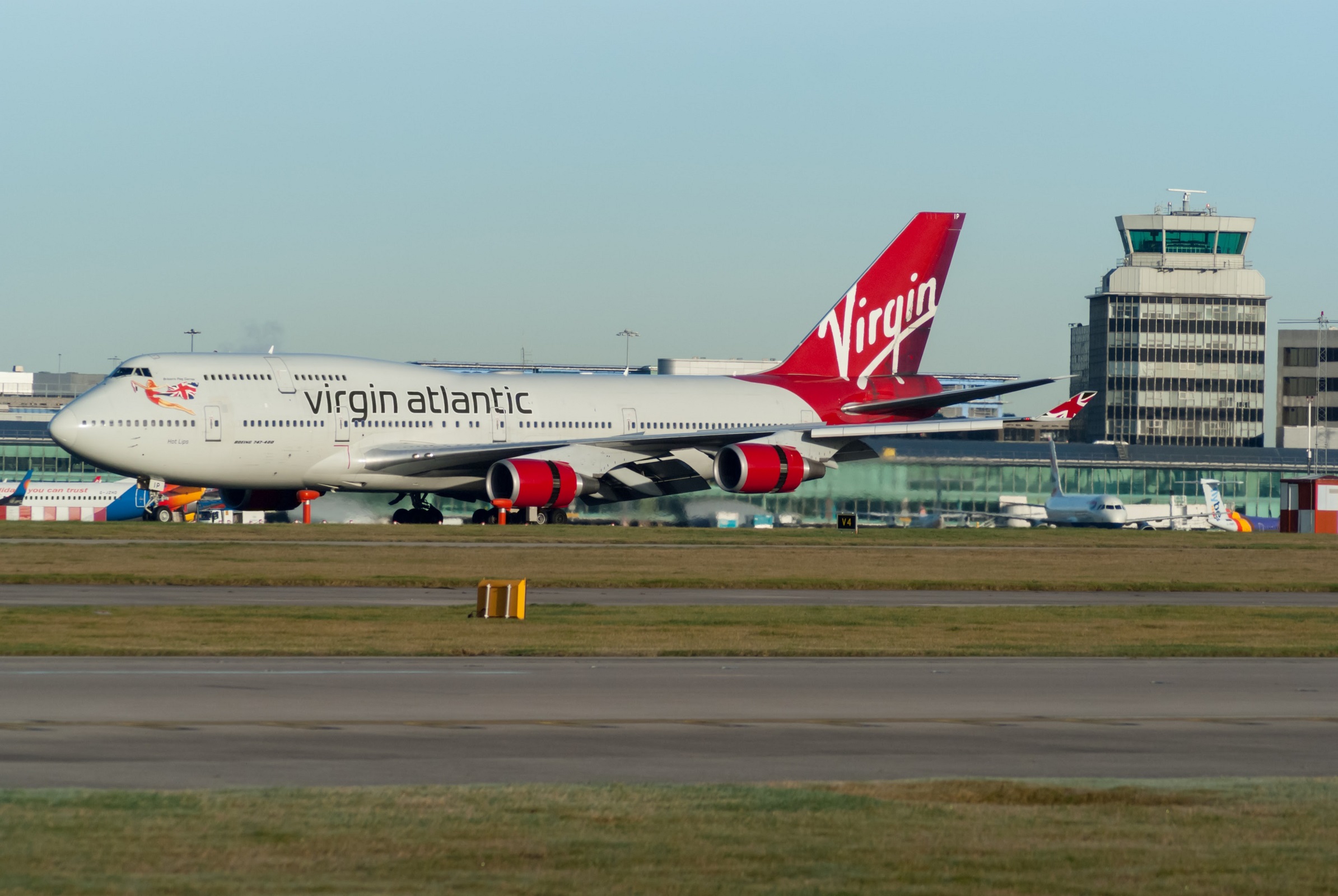 G-VLIP (32338) 2001 Boeing 747-443