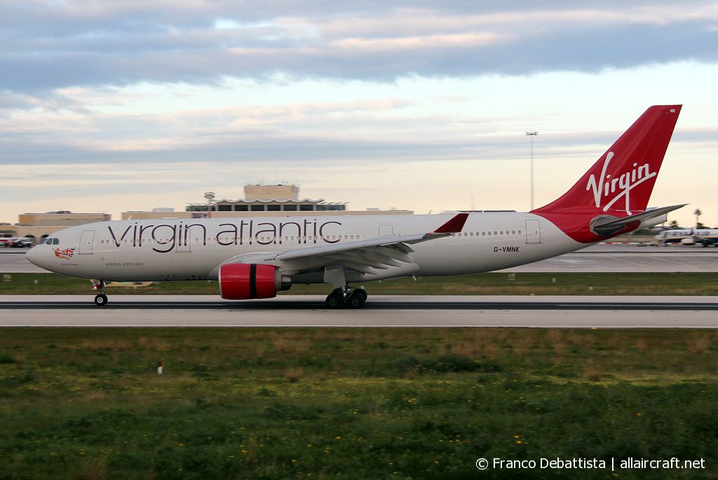 G-VMNK (403) 2001 Airbus A330-223