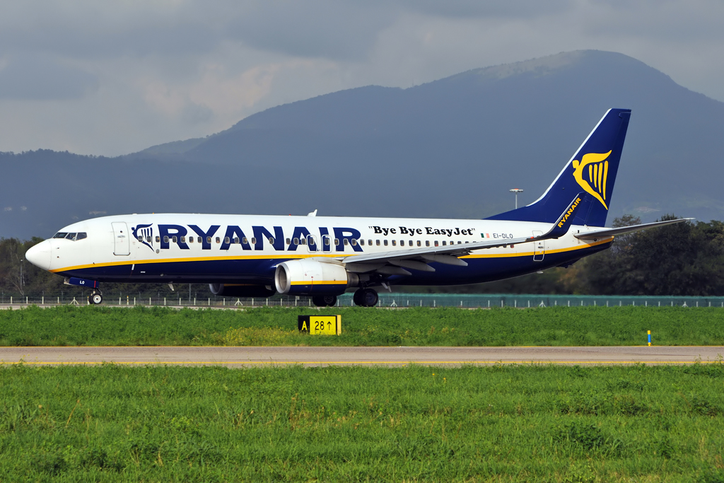 EI-DLO (34178) 2006 Boeing 737-8AS(WL)