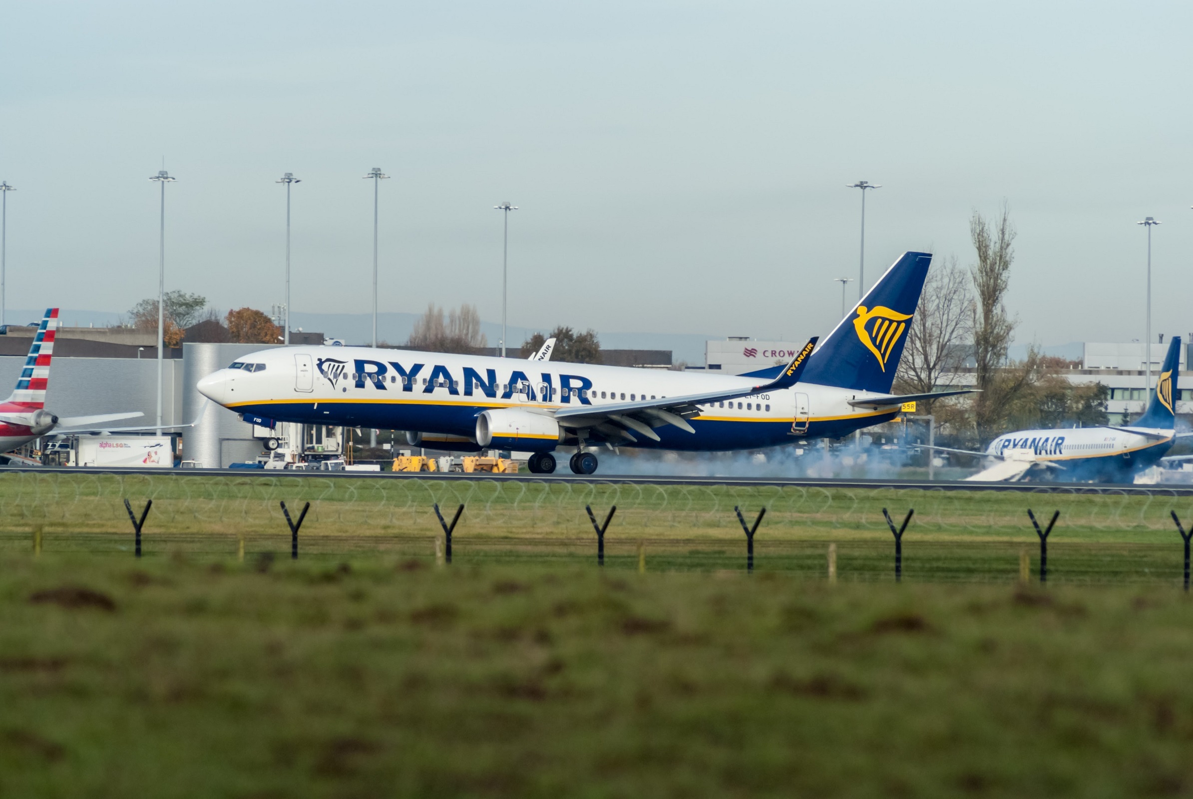 EI-FOD (44715) 2016 Boeing 737-8AS(WL)