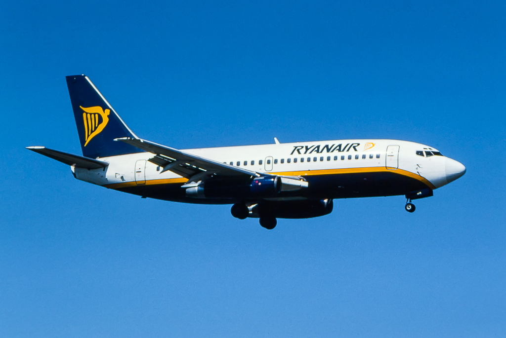 EI-CJH, (cn 22057), Boeing 737-204/Adv