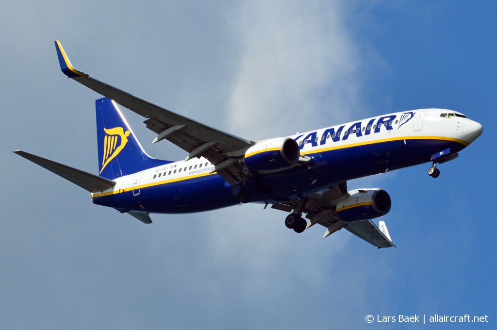 EI-DLI (33591) 2006 Boeing 737-8AS WL