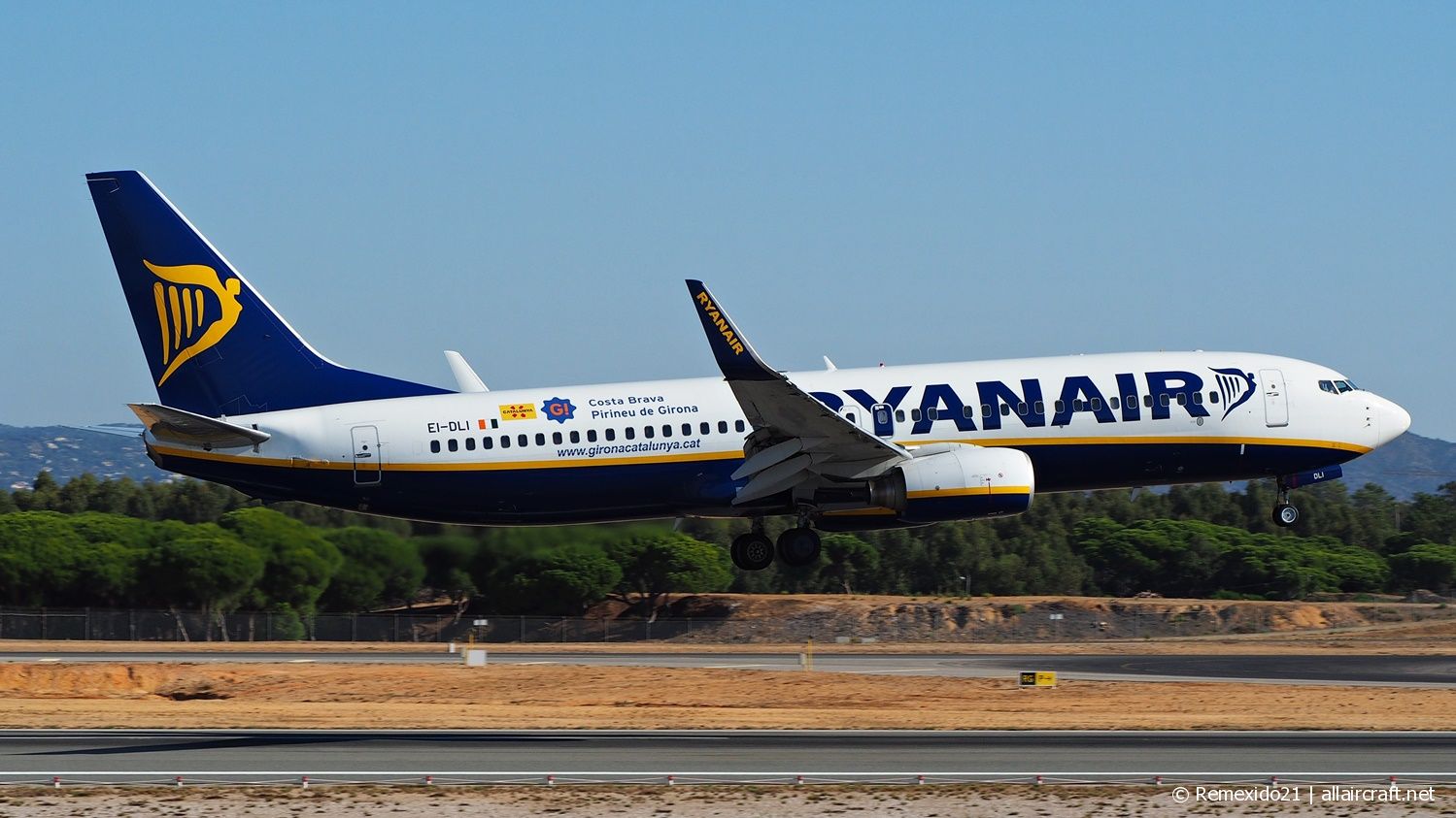 EI-DLI (33591) 2006 Boeing 737-8AS WL