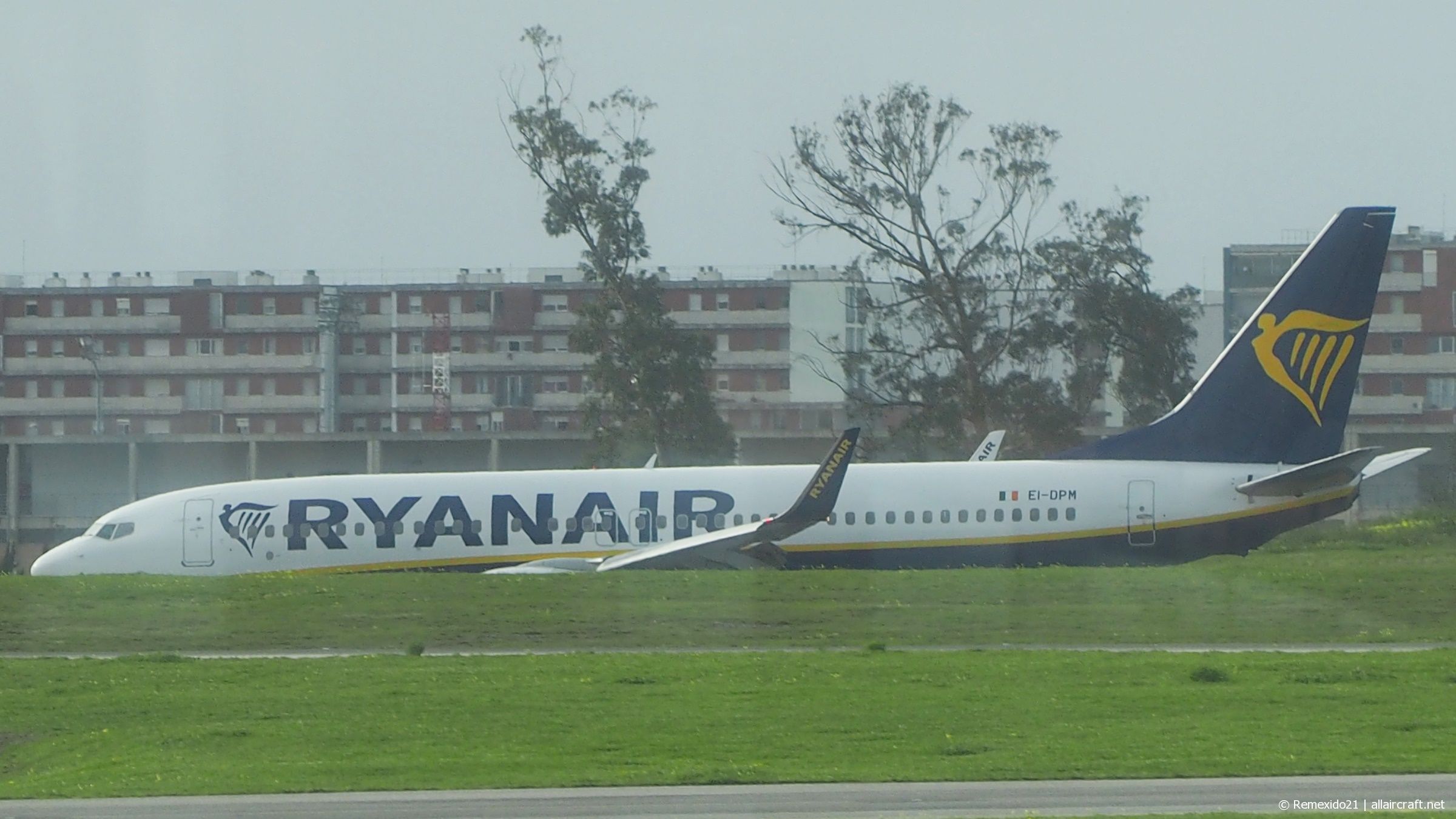 EI-DPM (33640) 2007 Boeing 737-8AS(WL)