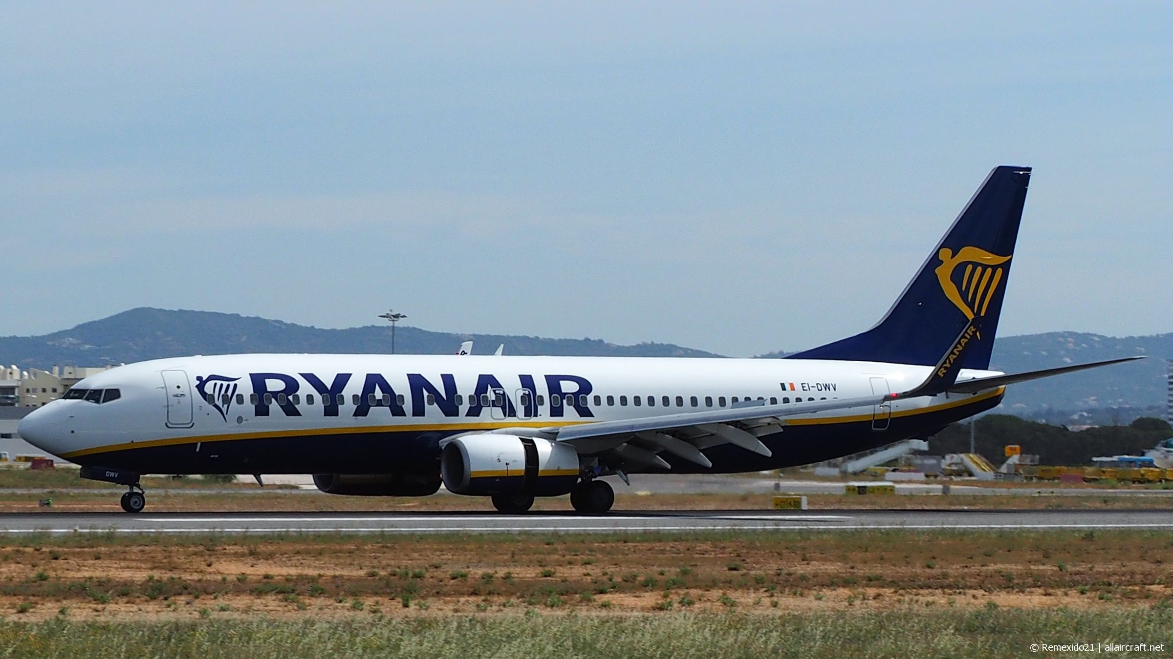 EI-DWV (33627) 2008 Boeing 737-8AS(WL)