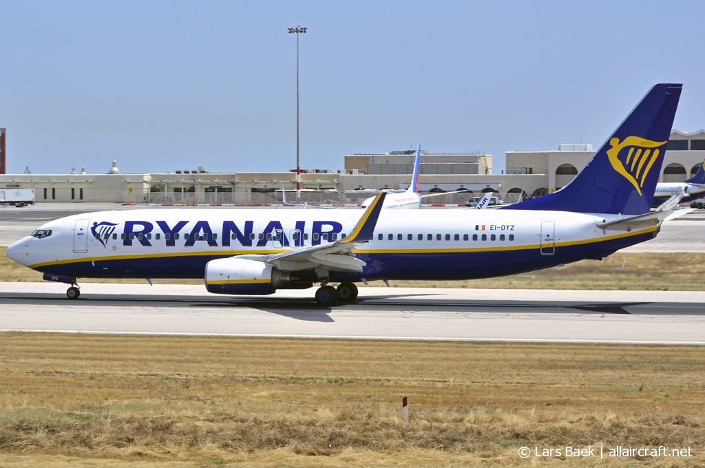 EI-DYZ (37518) 2008 Boeing 737-8AS(WL)