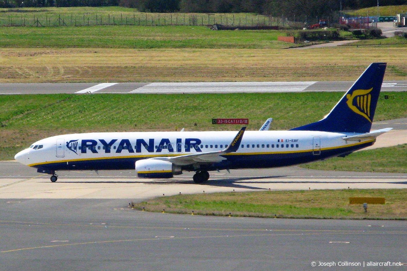 EI-EBF (37524) 2009 Boeing 737-8AS(WL)