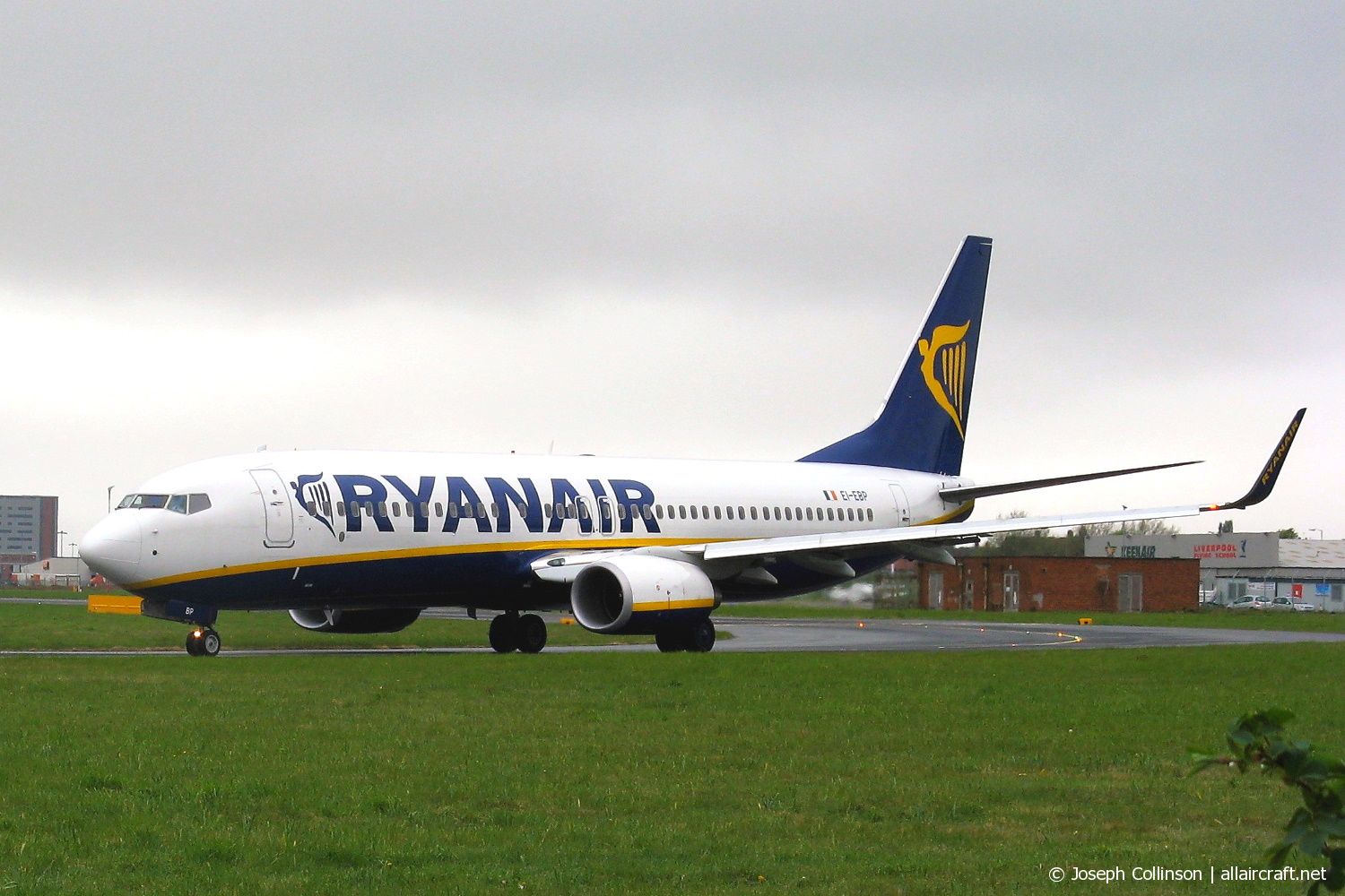 EI-EBP (37531) 2009 Boeing 737-8AS(WL)