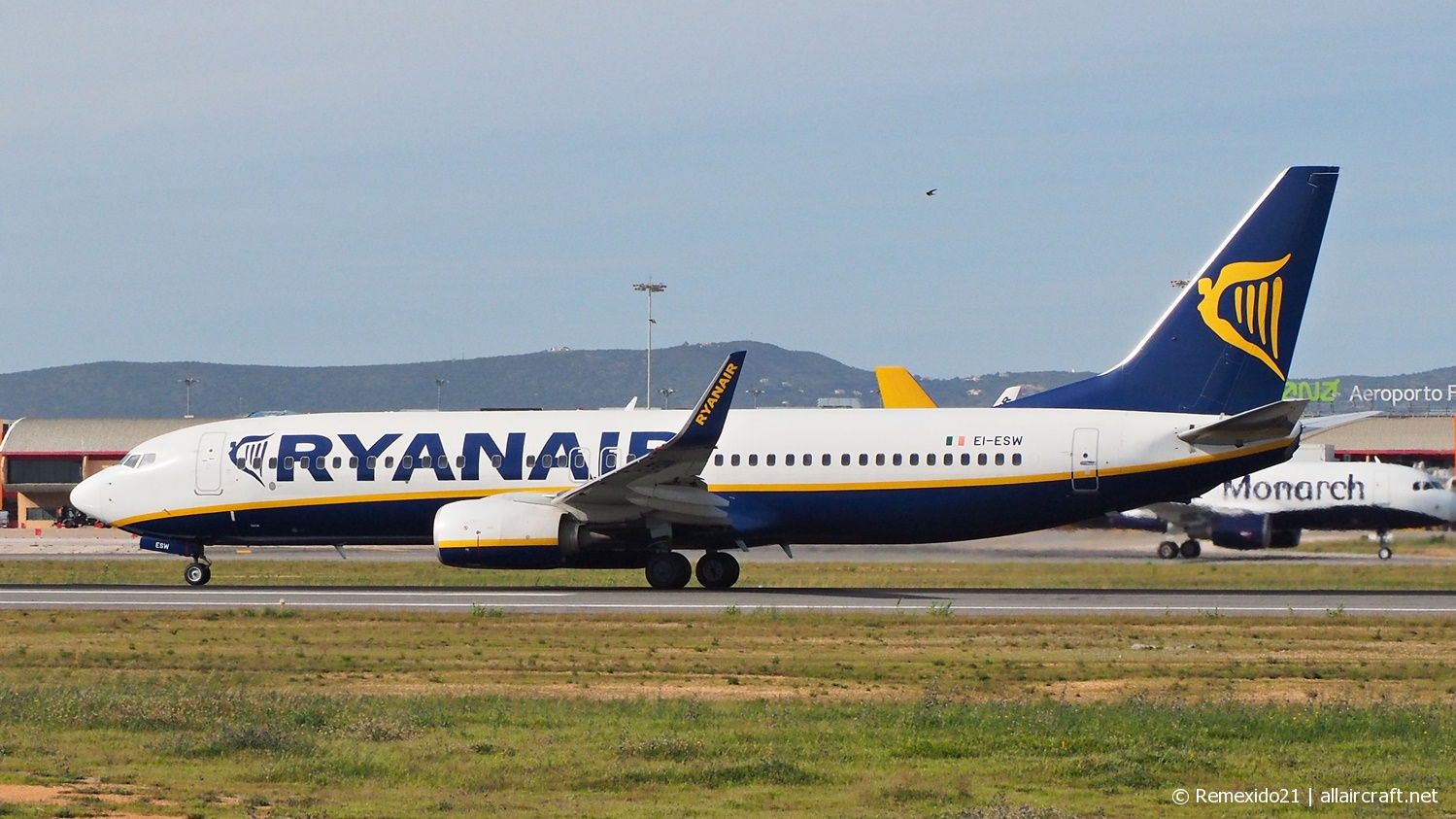 EI-ESW (34997) 2011 Boeing 737-8AS(WL)