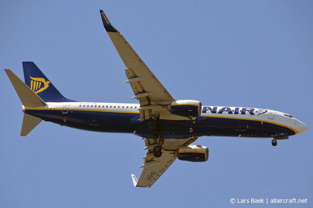 EI-EVT (40315) 2012 Boeing 737-8AS WL