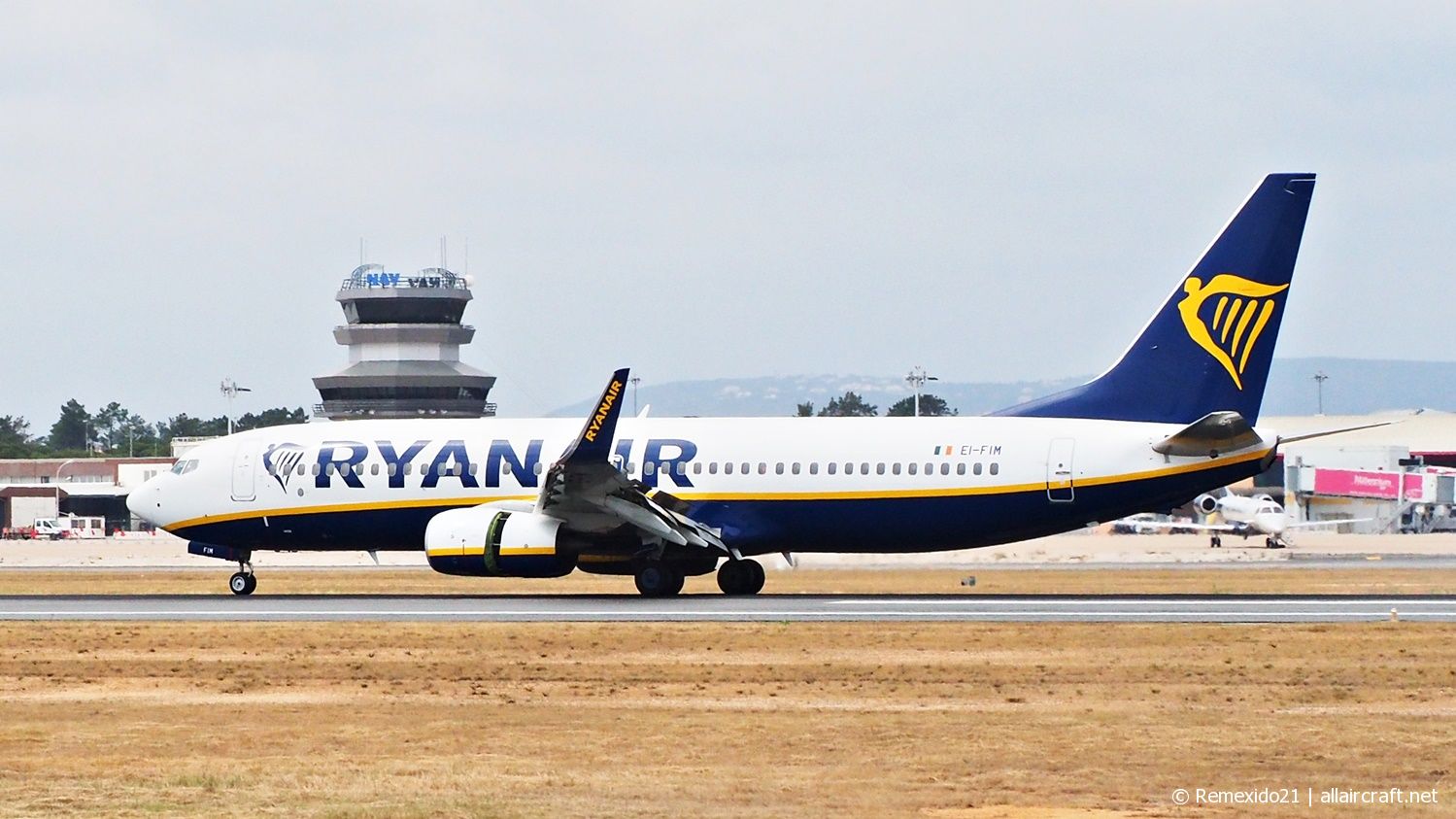 EI-FIM (61576) 2015 Boeing 737-8AS(WL)