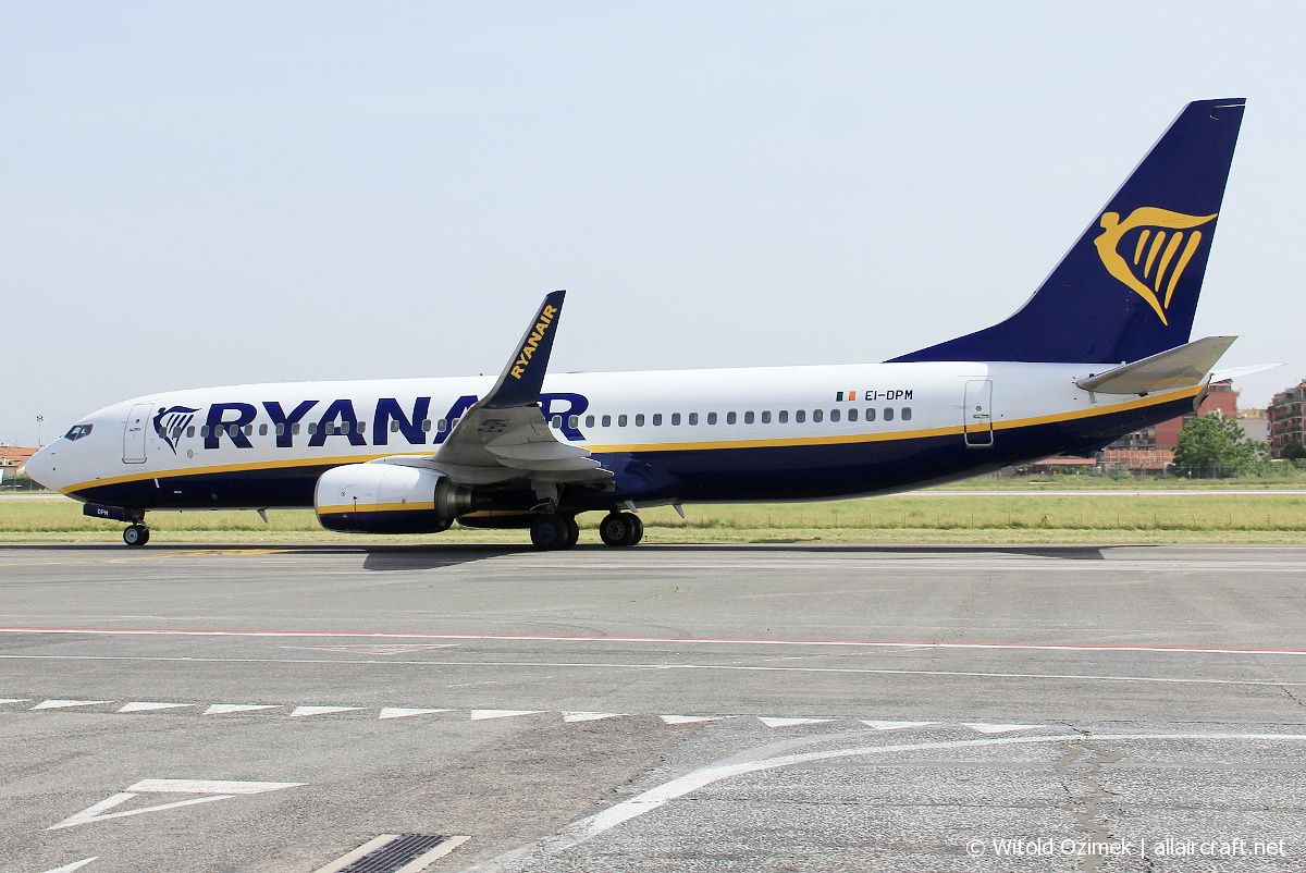 EI-DPM (33640) 2007 Boeing 737-8AS(WL)