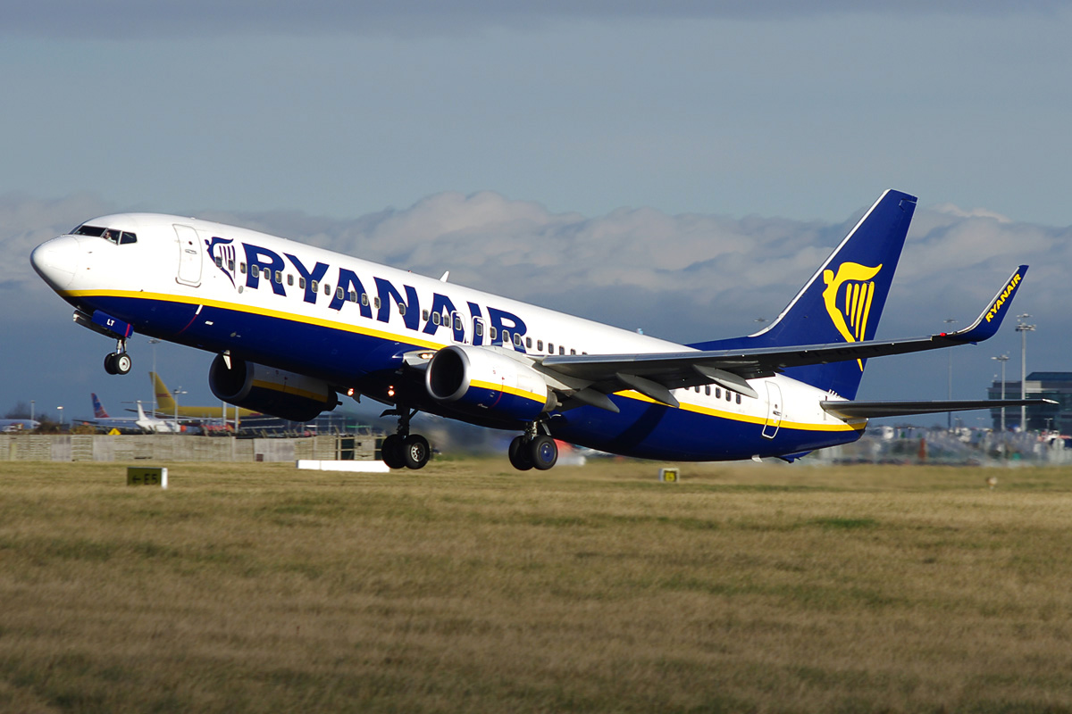 EI-DLT (33597) 2006 Boeing 737-8AS(WL)