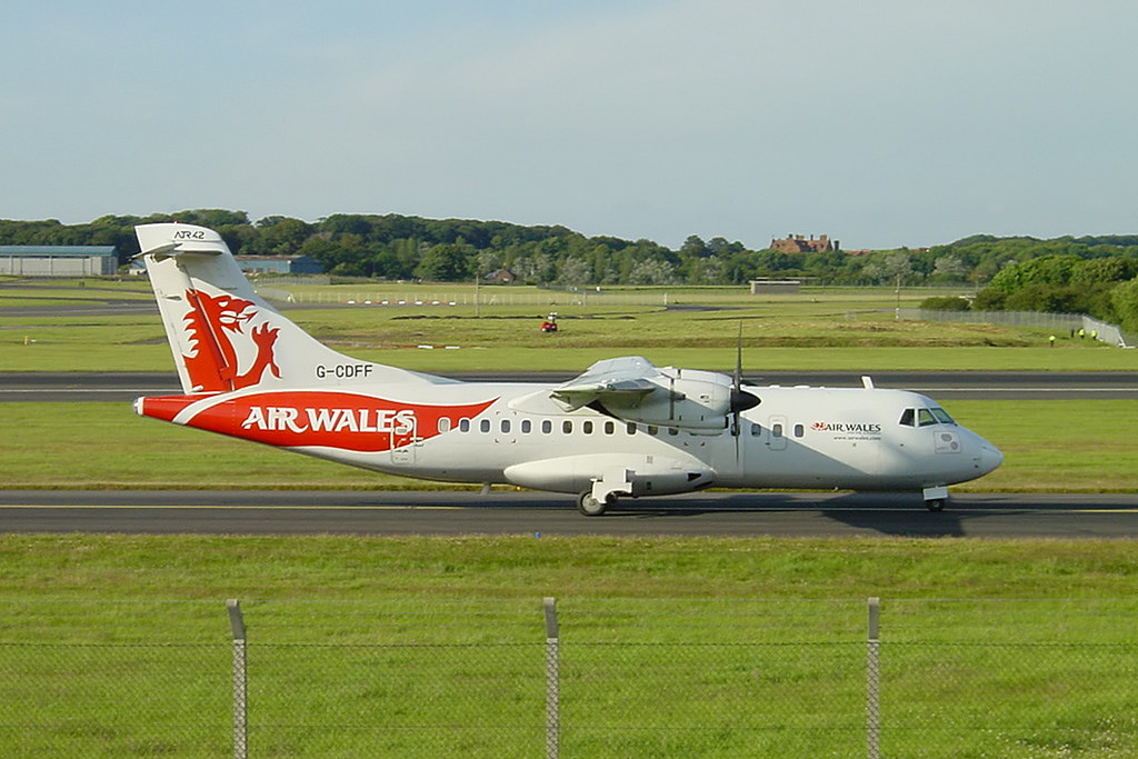 G-CDFF, (cn 0331), ATR-42-300