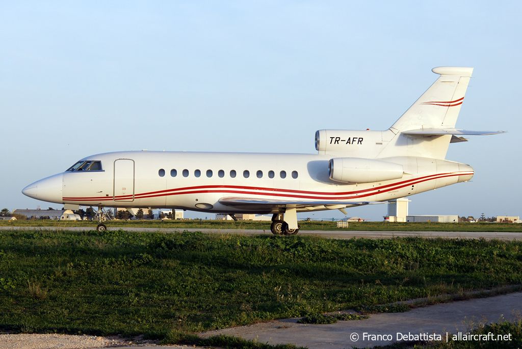 TR-AFR (59) 1988 Dassault Falcon 900