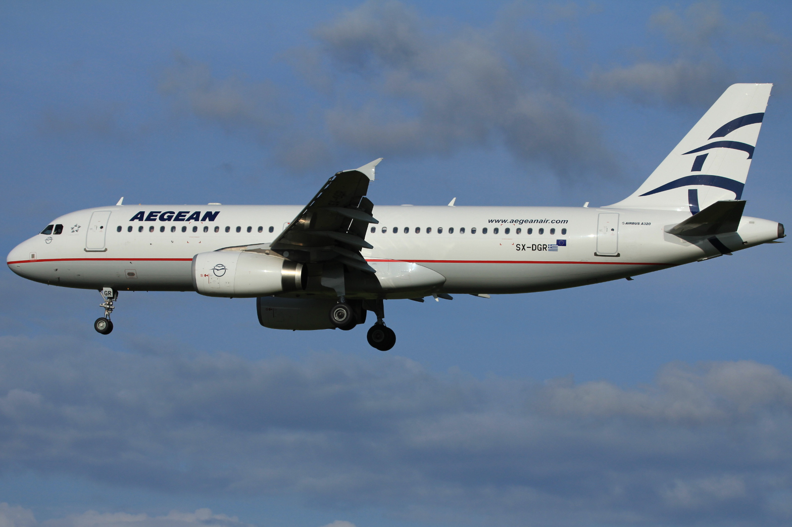SX-DGR (cn 3484) Airbus A320-232