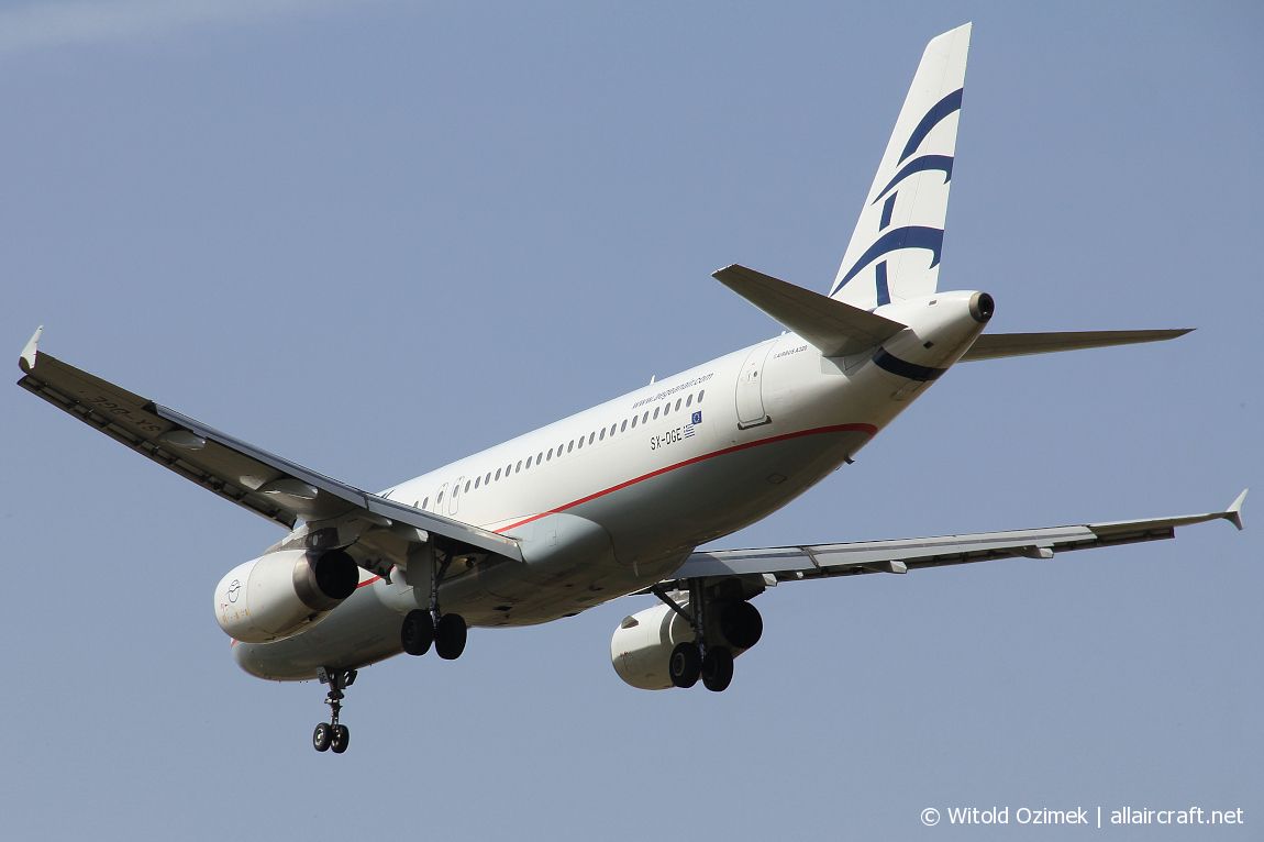SX-DGE (3990) 2009 Airbus A320-232