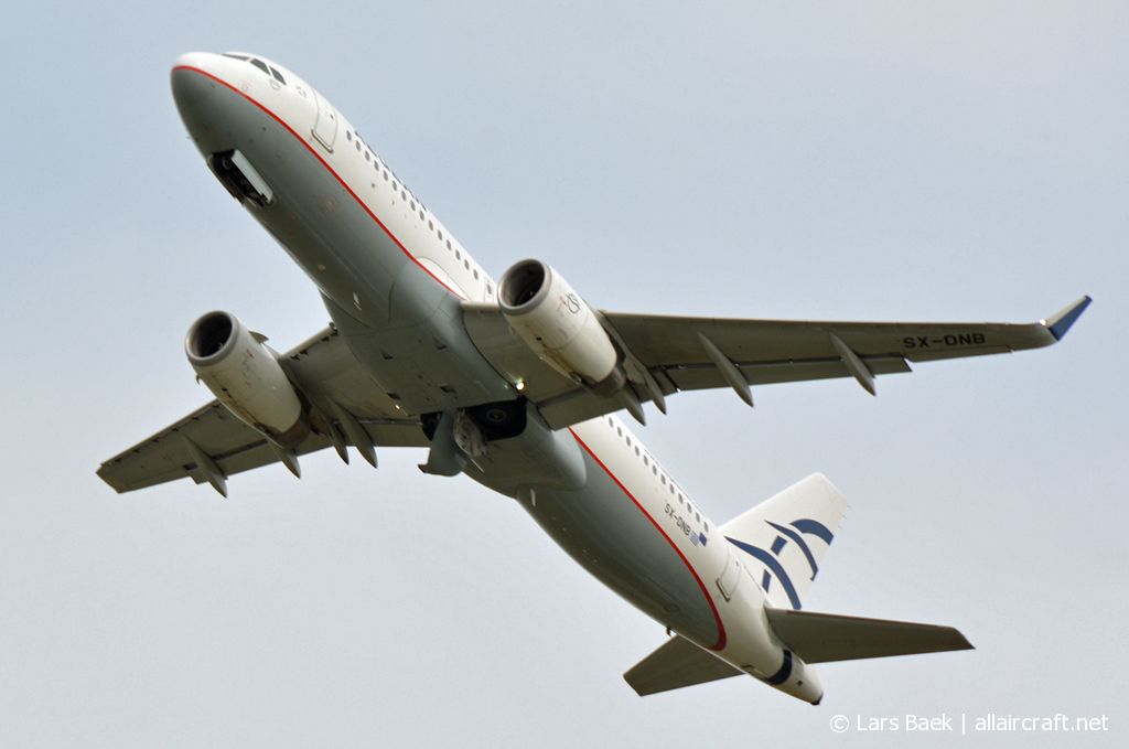 SX-DNB (6832) 2015 Airbus A320-232(WL)