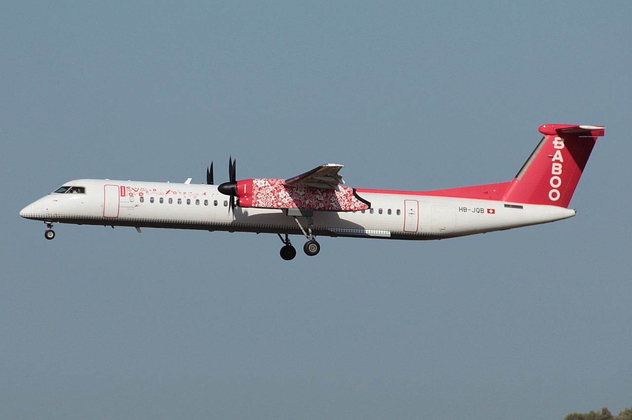 HB-JQB (cn 04175) Dash 8-Q402