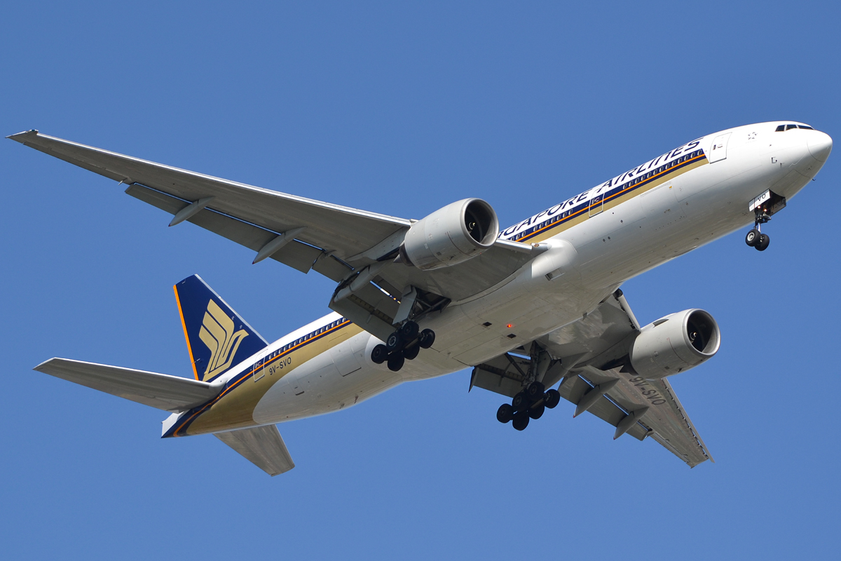 9V-SVO (28533) 2004 Boeing 777-212(ER)